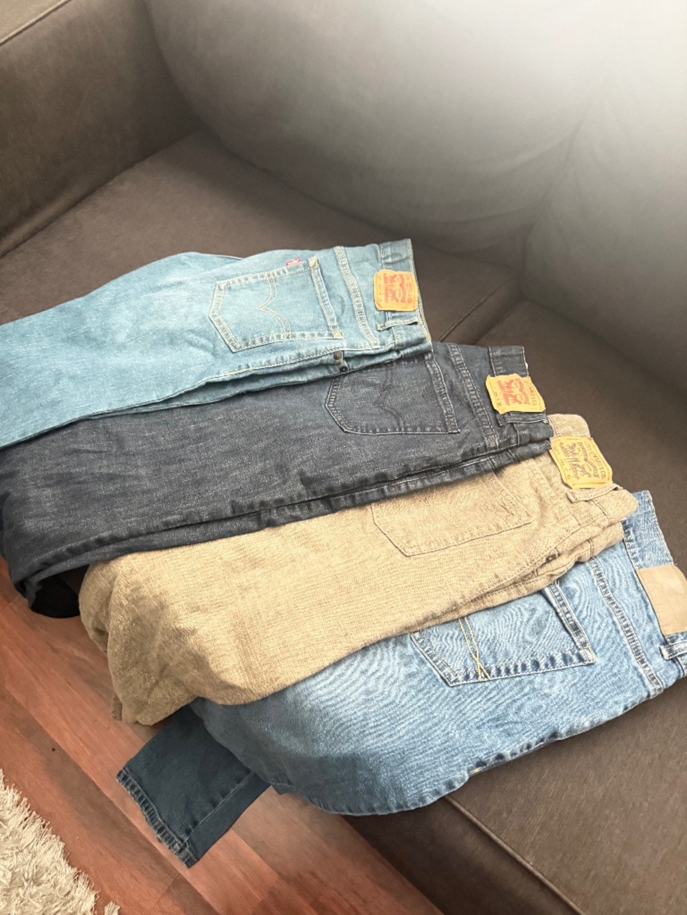 Big Boys Premium Jeans Bundle Lot of 4 (3)Size 20 Levis &Tommy Hilfiger Assorted